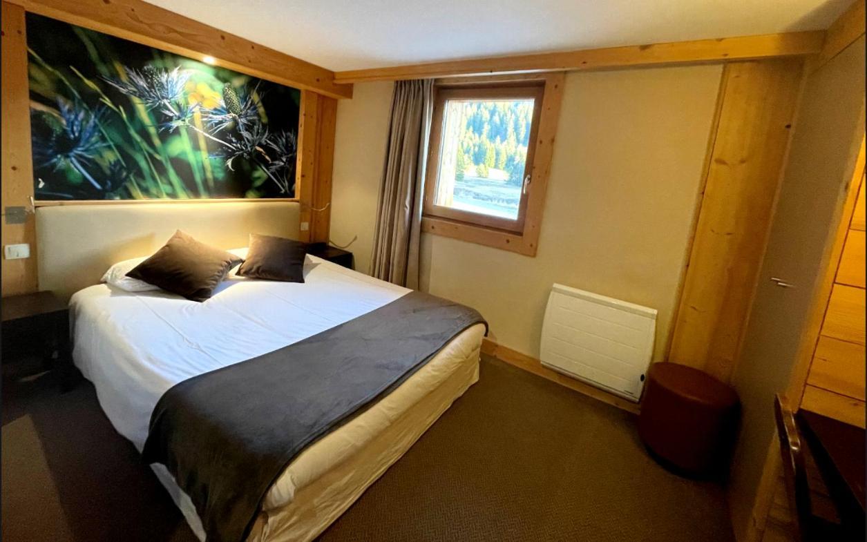 Les Roches 1500 Hotel Mieussy Exterior foto